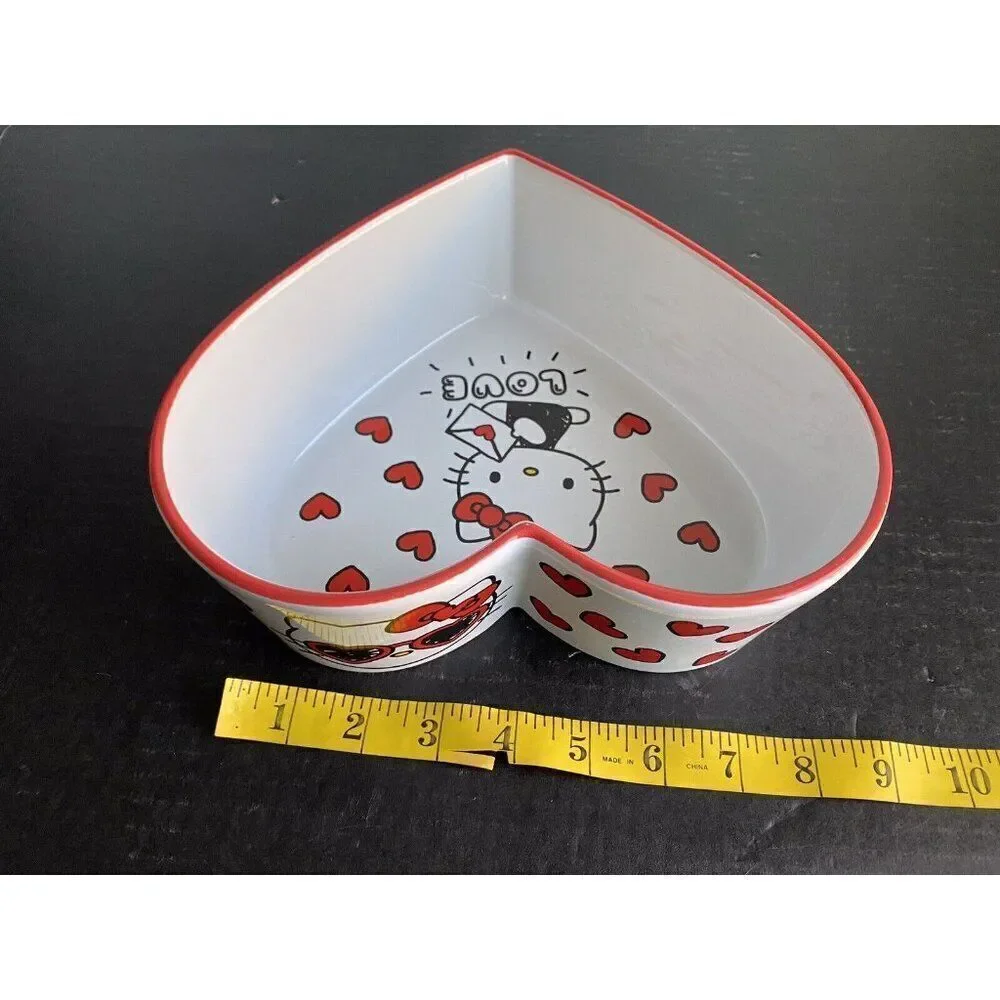 Sanrio Hello kitty Heart Shaped Ceramic Casserole Baking Dish Love Letter NEW‎